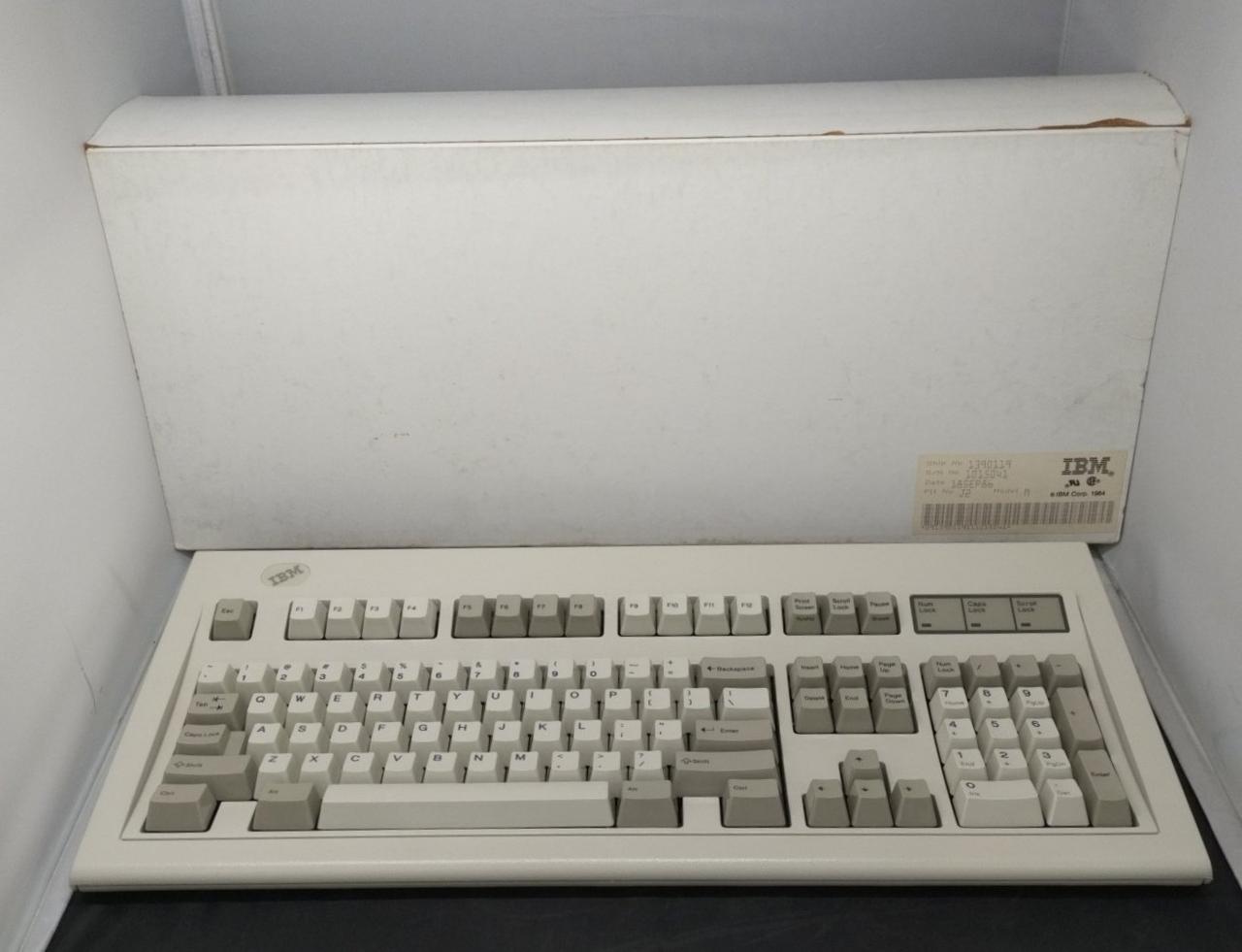 IBM Mモデルキーボード本体のみ(1986年) IBM Mモデルキーボード本体のみ(1986年) IBM Mモデルキーボード本体