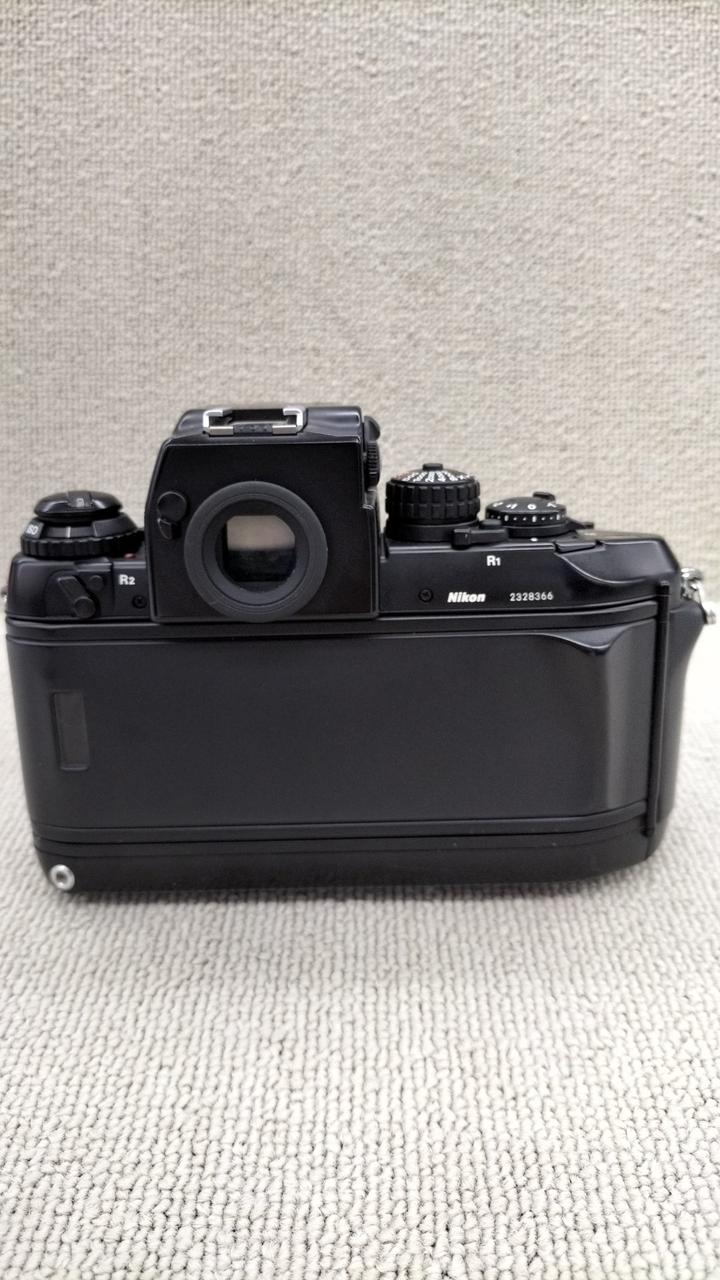 コンパクトフィルムカメラ Nikon F4 フィルムカメラレビュー。「Nikon F4」 | BORN SURE blog