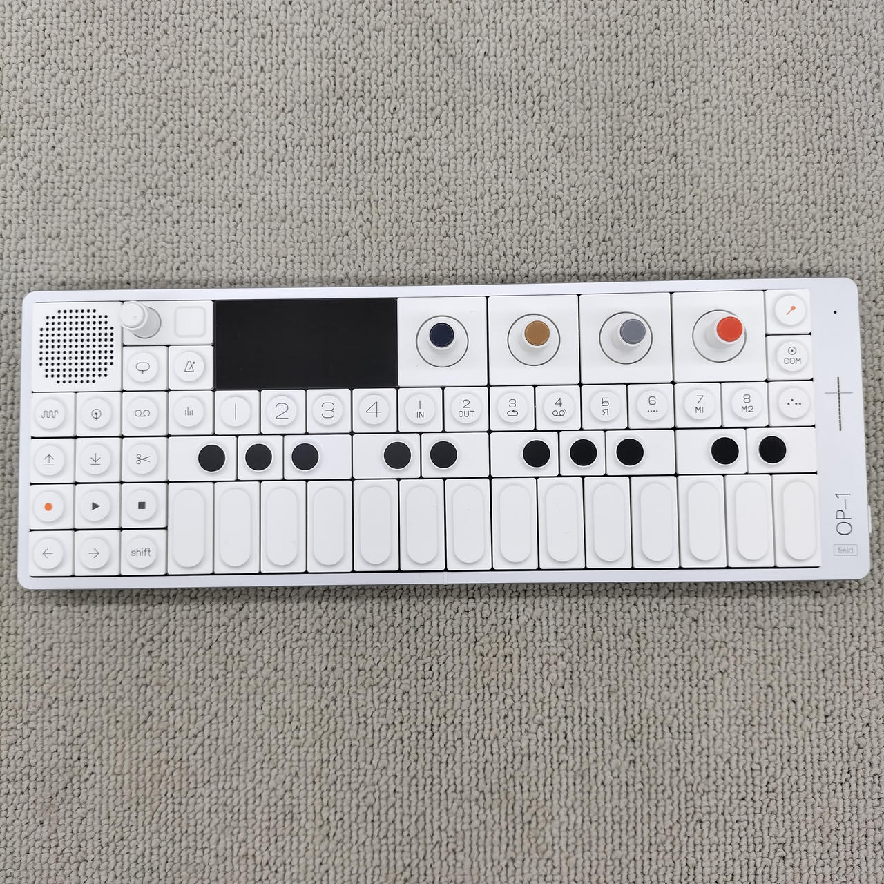 Loossemble makestar当選品★直筆サイン★ヨジン Loossemble makestar当選品☆直筆サイン☆ヨジン