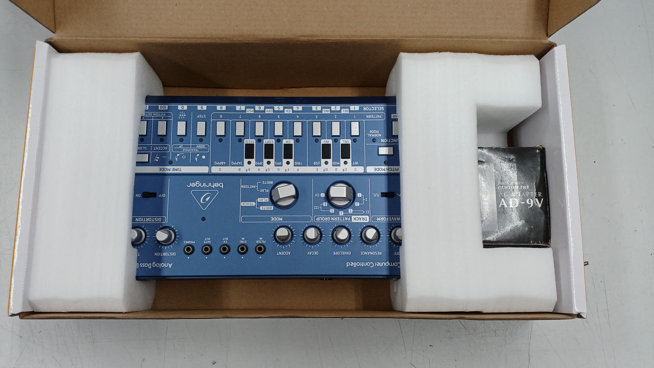 【極美品】外箱内箱付　BEHRINGER ベリンガー BEHRITONE C5A Behringer C5A Behritone 30w Active Studio Monitor | eBay