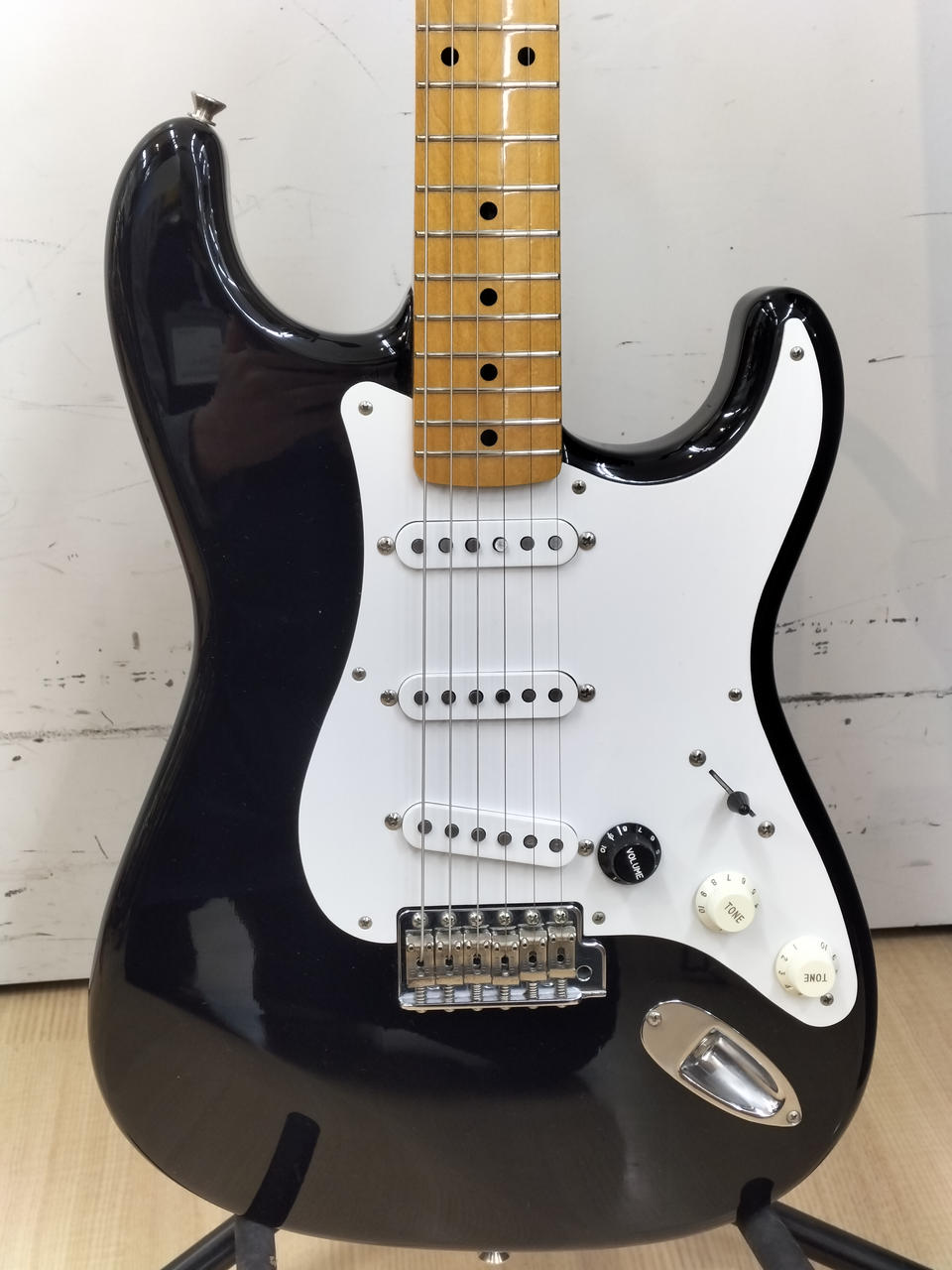 フェンダー(FENDER)|エレキギター ストラトキャスタータイプ