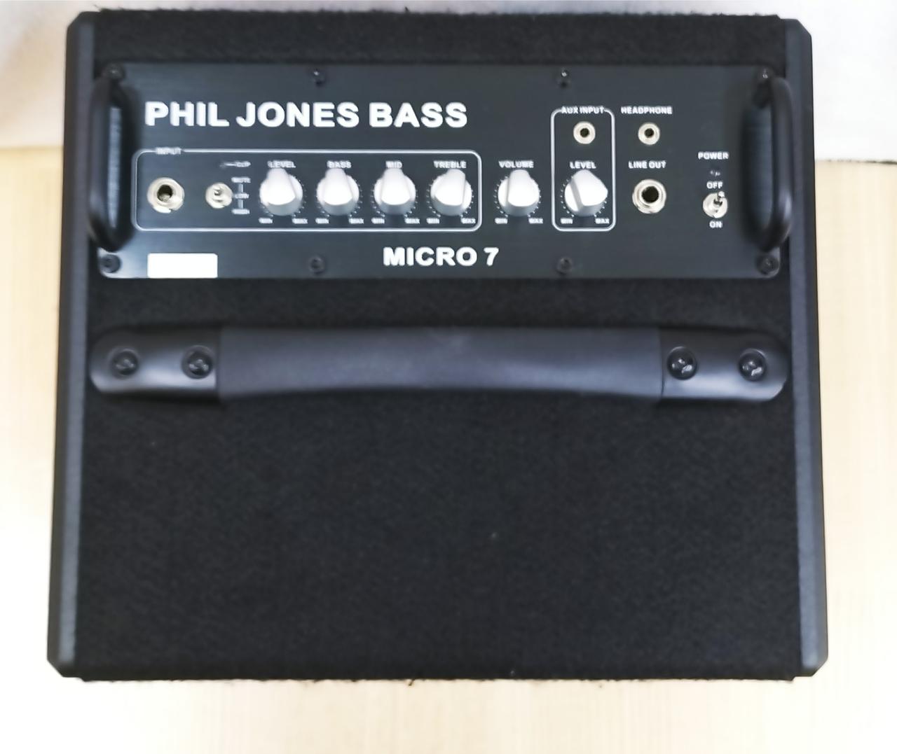 PHIL JONES BASS BASS BUDDY プリアンプ ベースアンプ Amazon.co.jp: Phil Jones Bass (PJB) Bass Buddy ヘッドフォン