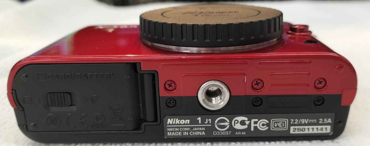Nikon　デジタルカメラ l.jpg