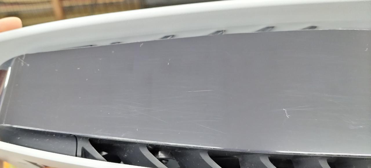 若干キズあります。