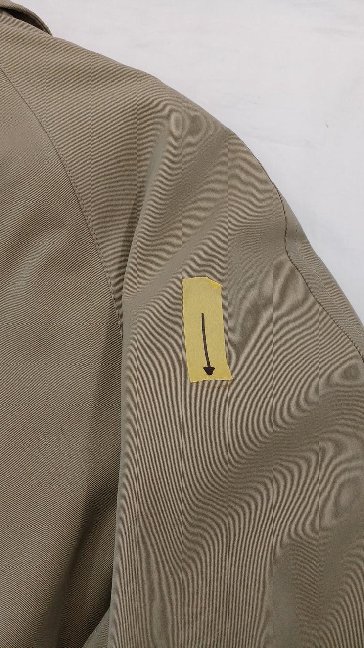 後ろ側右肩汚れ