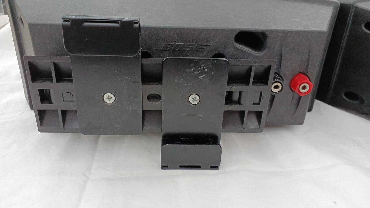 裏面に多少の汚れあります。