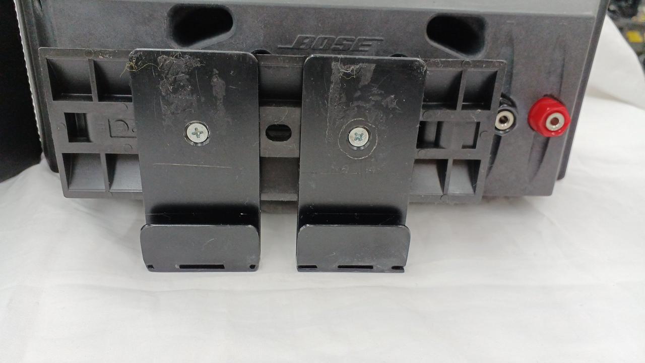 裏面に多少の汚れあります。