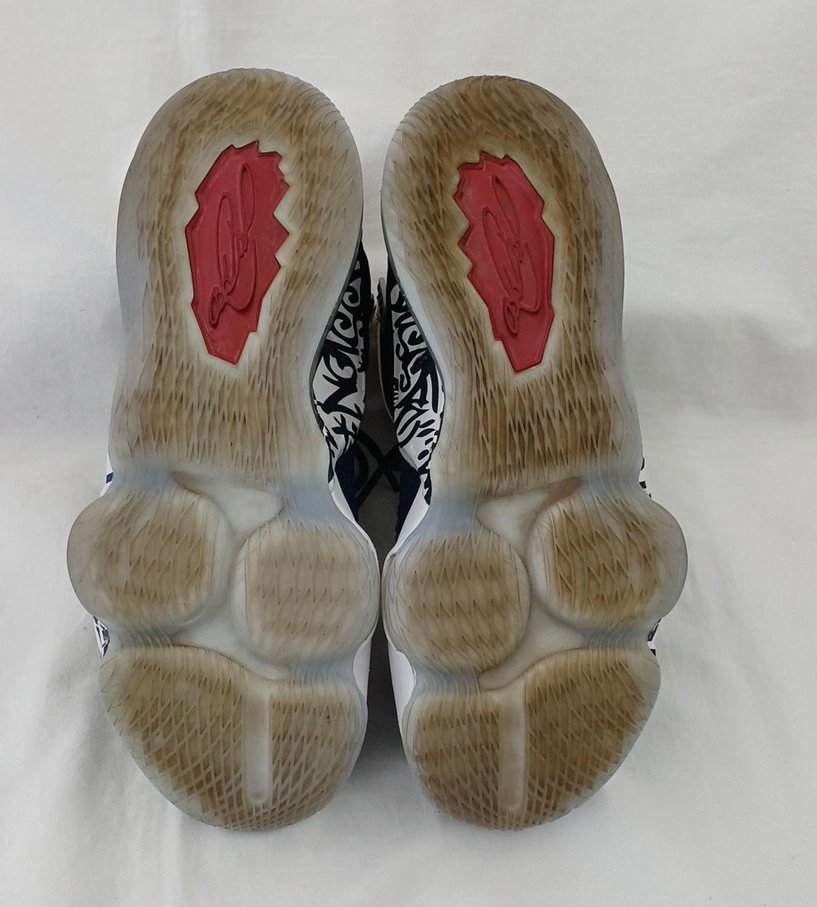 ソール変色あります