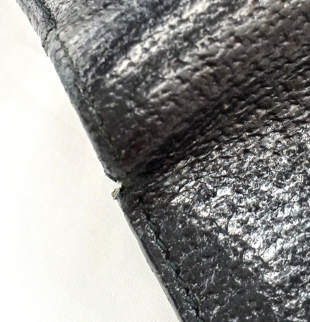 スレ、破れあります。