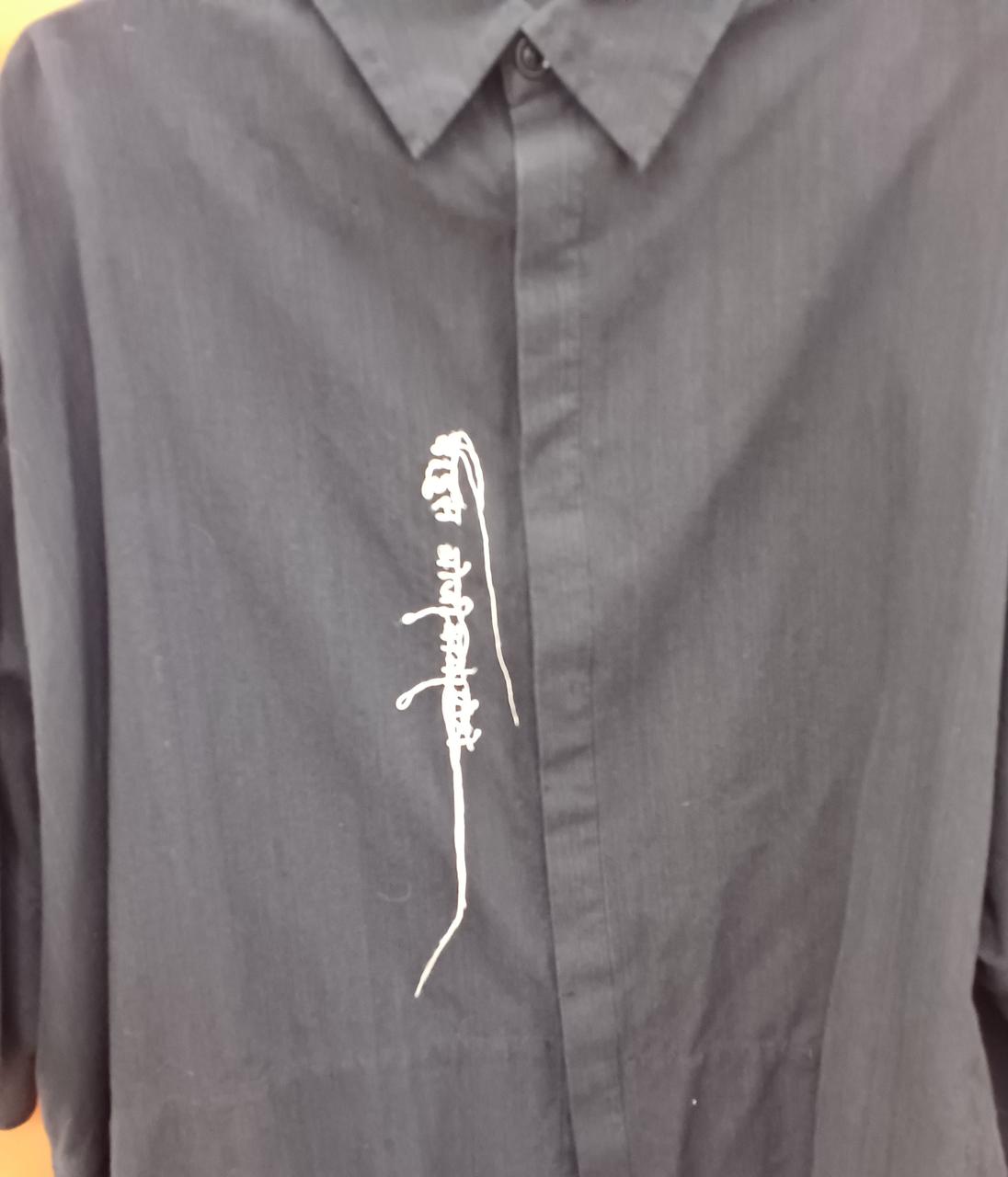 ほつれではなくデザインです