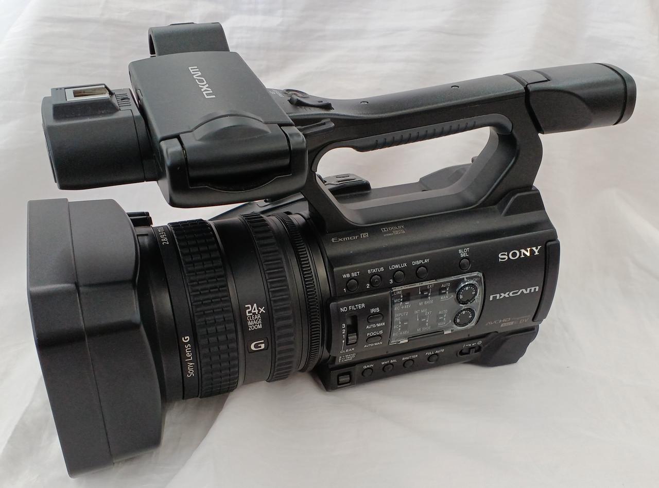 ソニーハンディカム ソニー、XDCAMハンディカムのフラッグシップモデル | 電波