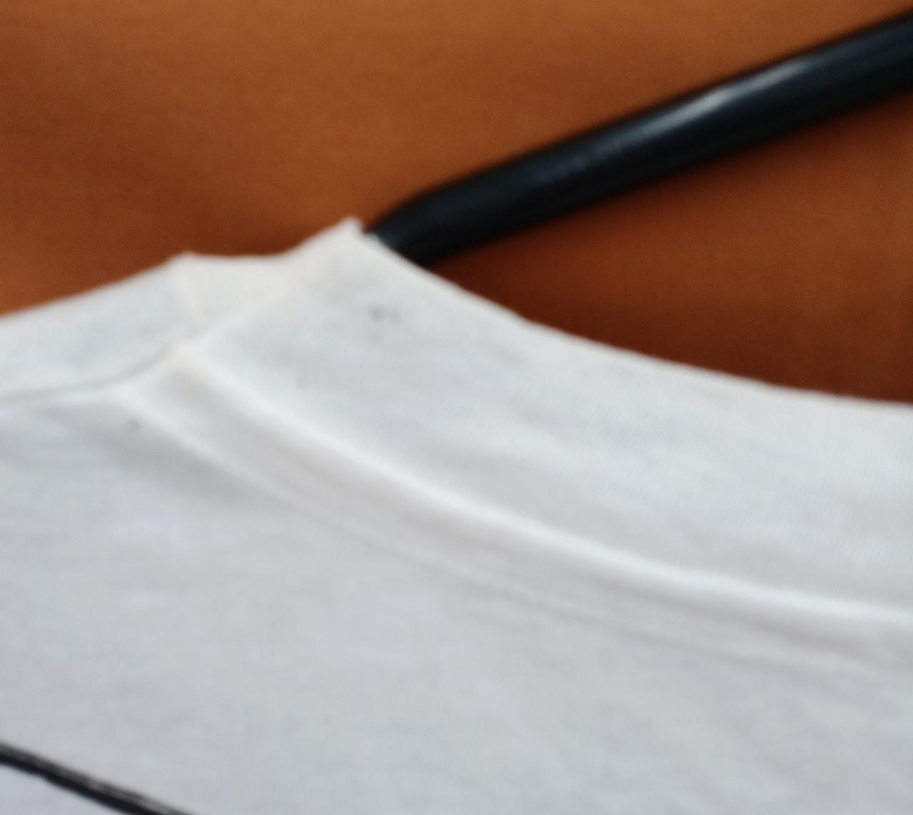 後ろ襟汚れ有り