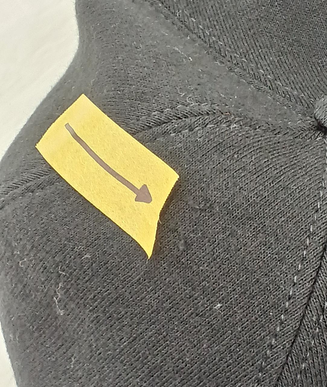 左上部、ほつれ2箇所