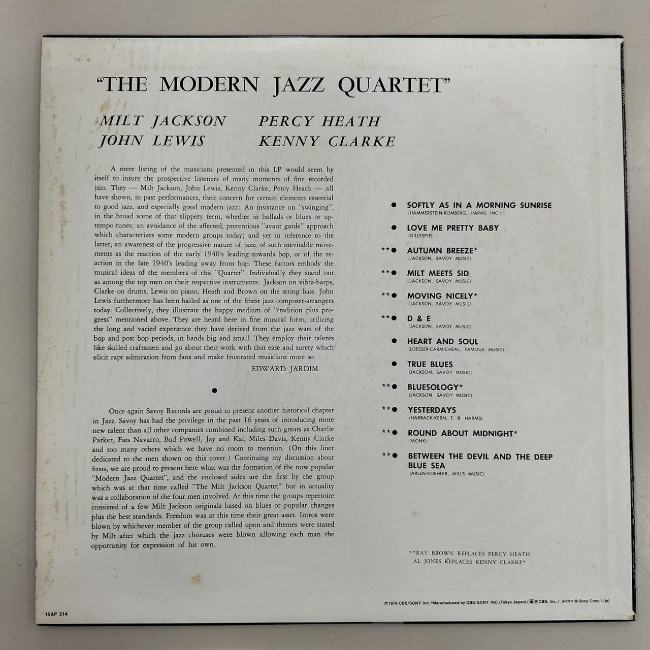 シミ、汚れあります