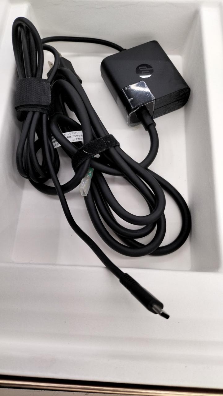 電源はタイプCです。