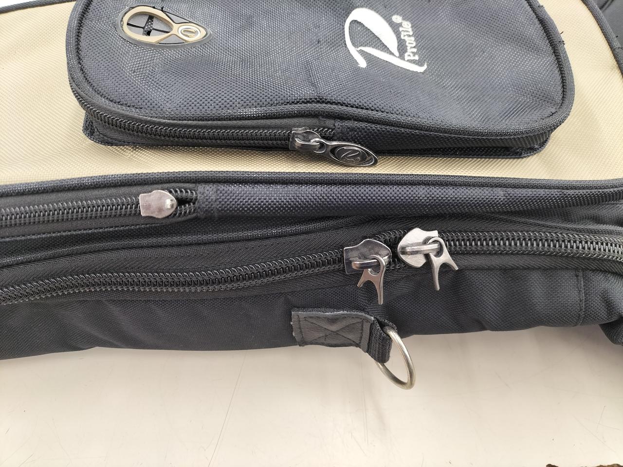 ジッパー破損あります