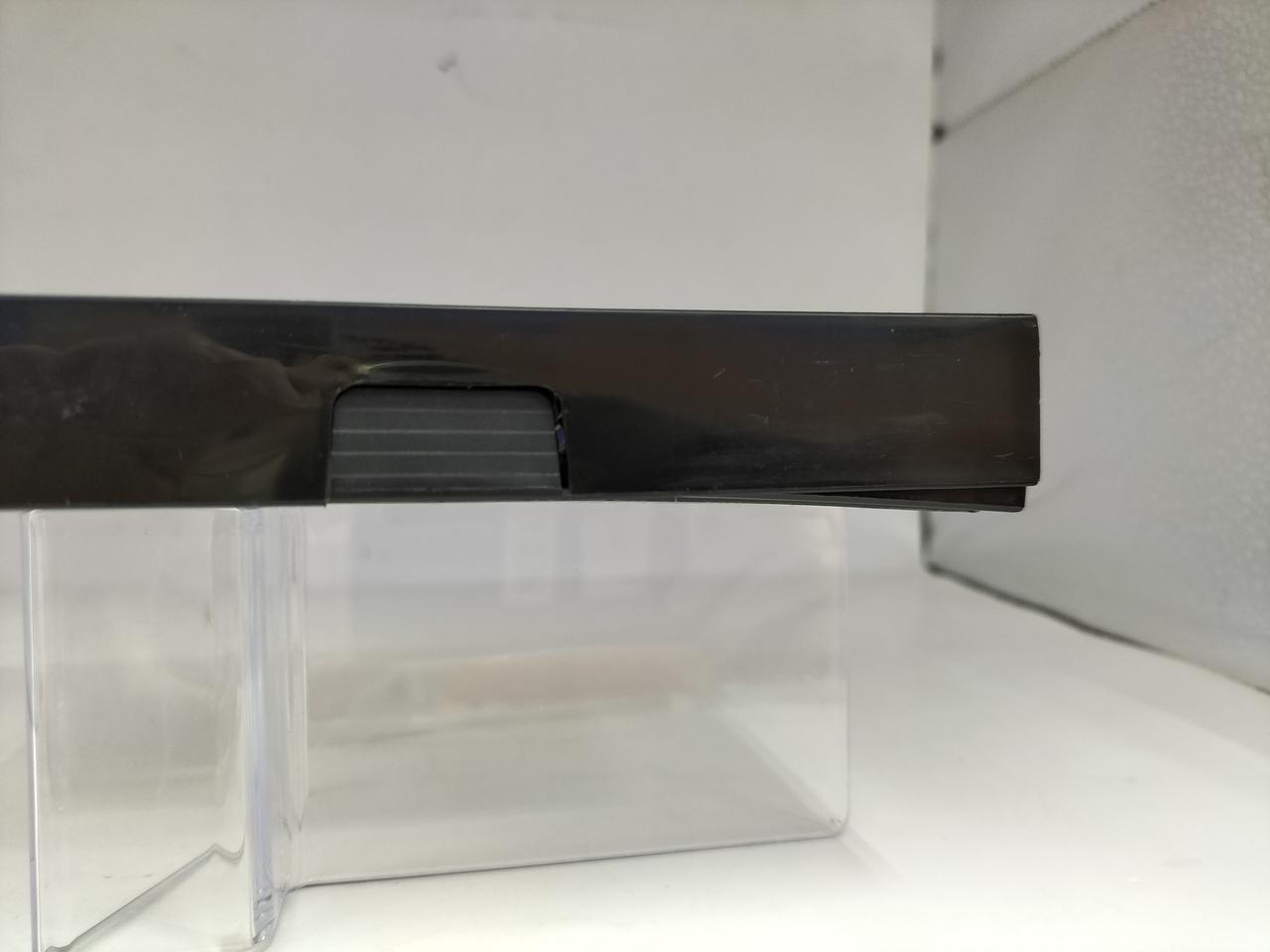 全て収納すると若干蓋が浮きます