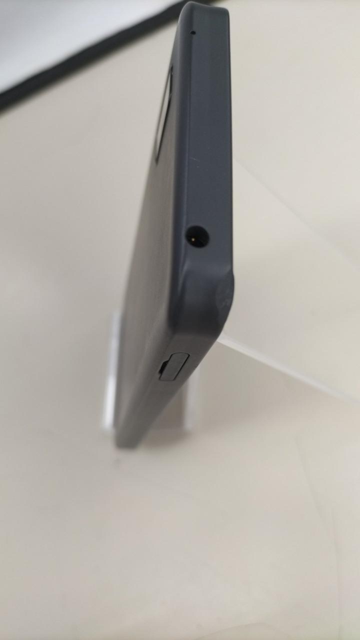 角に潰れあります