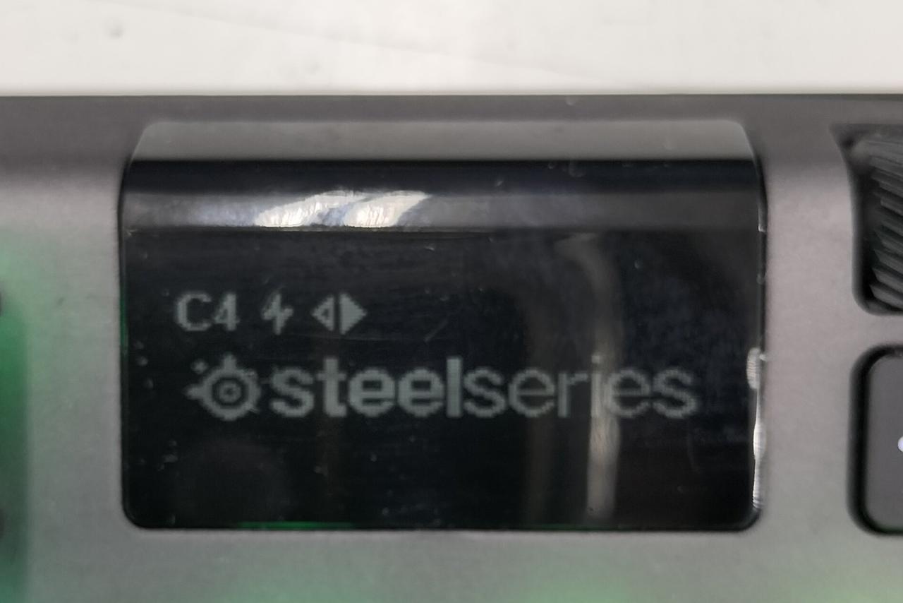 キーボード右上液晶部