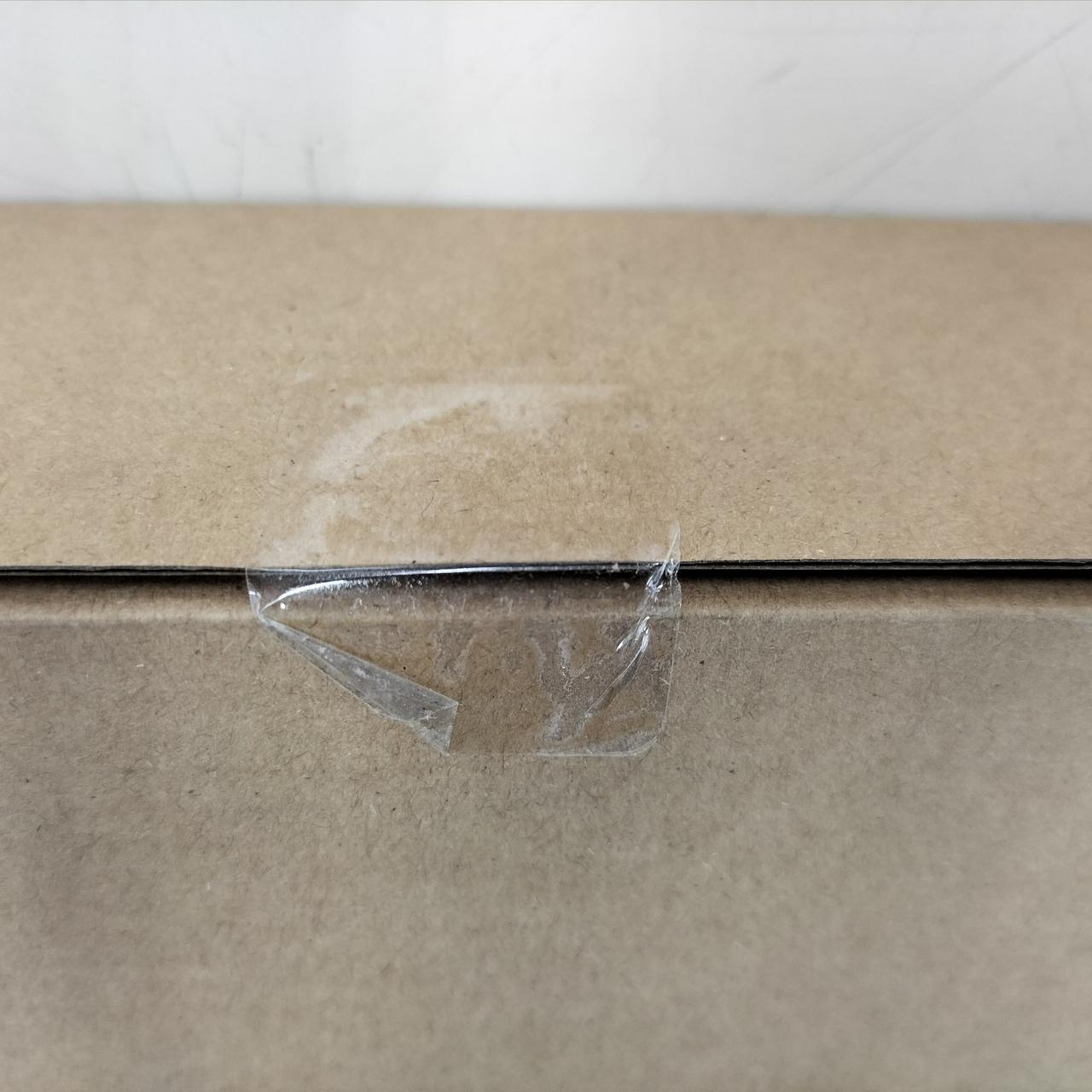 剥がれかけていますが未開封です。