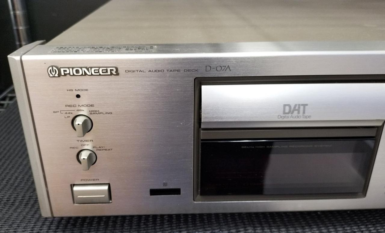 ジャンク品　速い者勝ち！！パイオニア Pioneer DAT D-50 デッキ Pioneer D-50の仕様 パイオニア