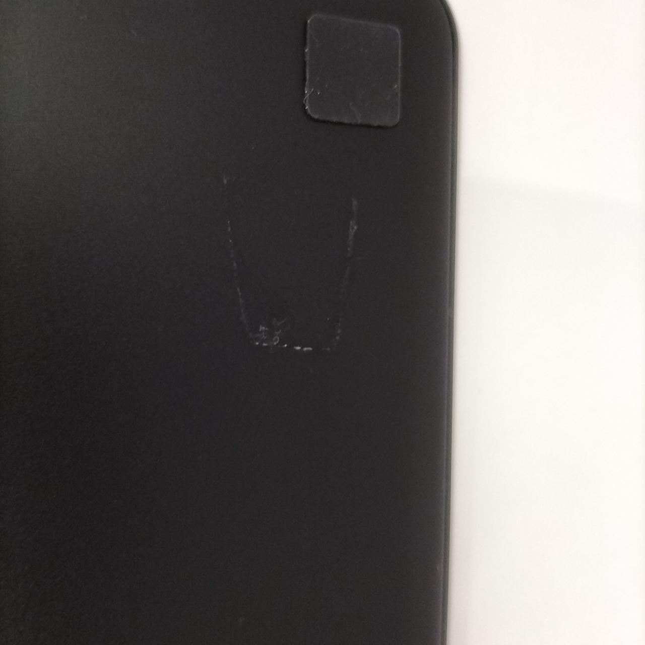 テープあとあり