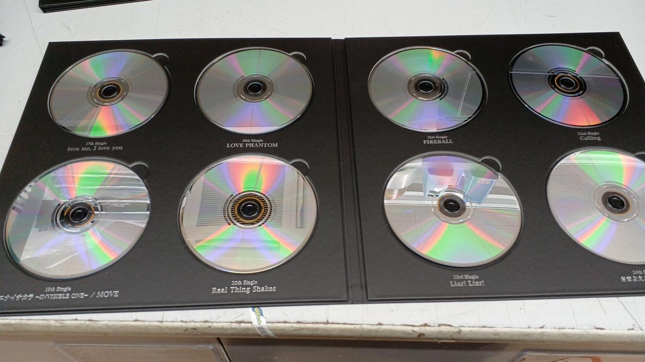 ONE'UP(4袋)&エクササイズDVDセット　値下げ交渉可 ビーイング|B'Z COMPLETE SINGLE BOX(BLACK|HARDOFFオフモール