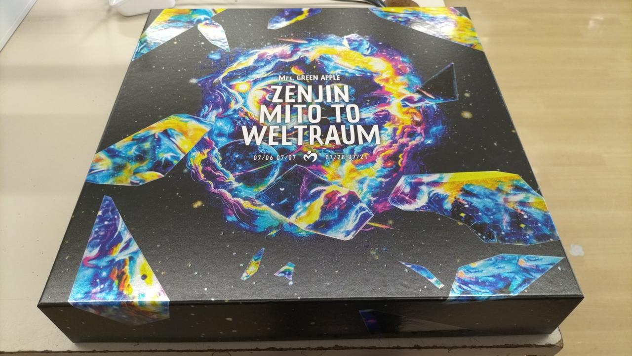 付属品はフォトブックのみになります。