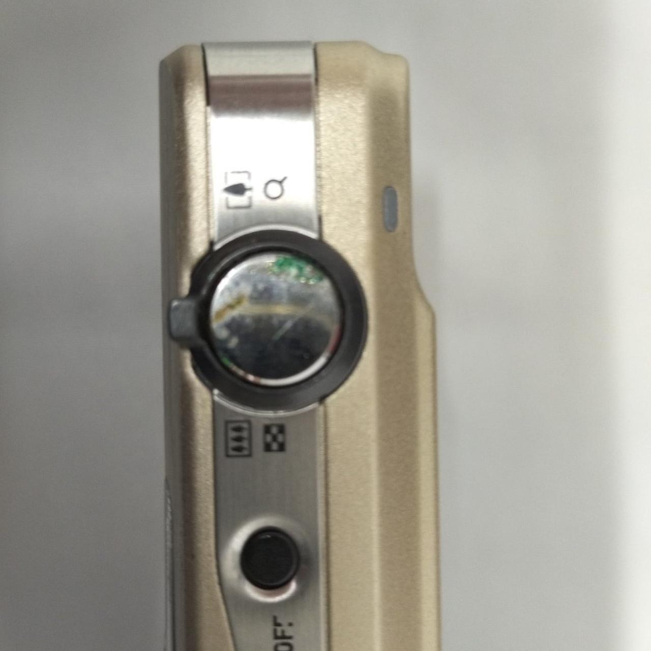 シャッターボタン傷