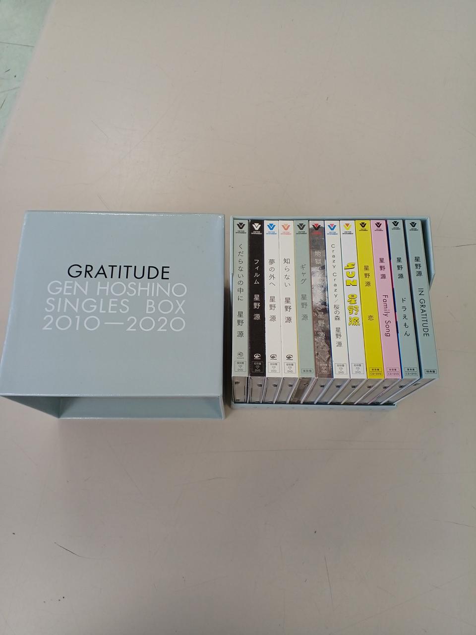 値下げ中Gen Hoshino Single Box \\"GRATITUDE\\" Gen Hoshino Singles Box “GRATITUDE” | WORKS | 星野源