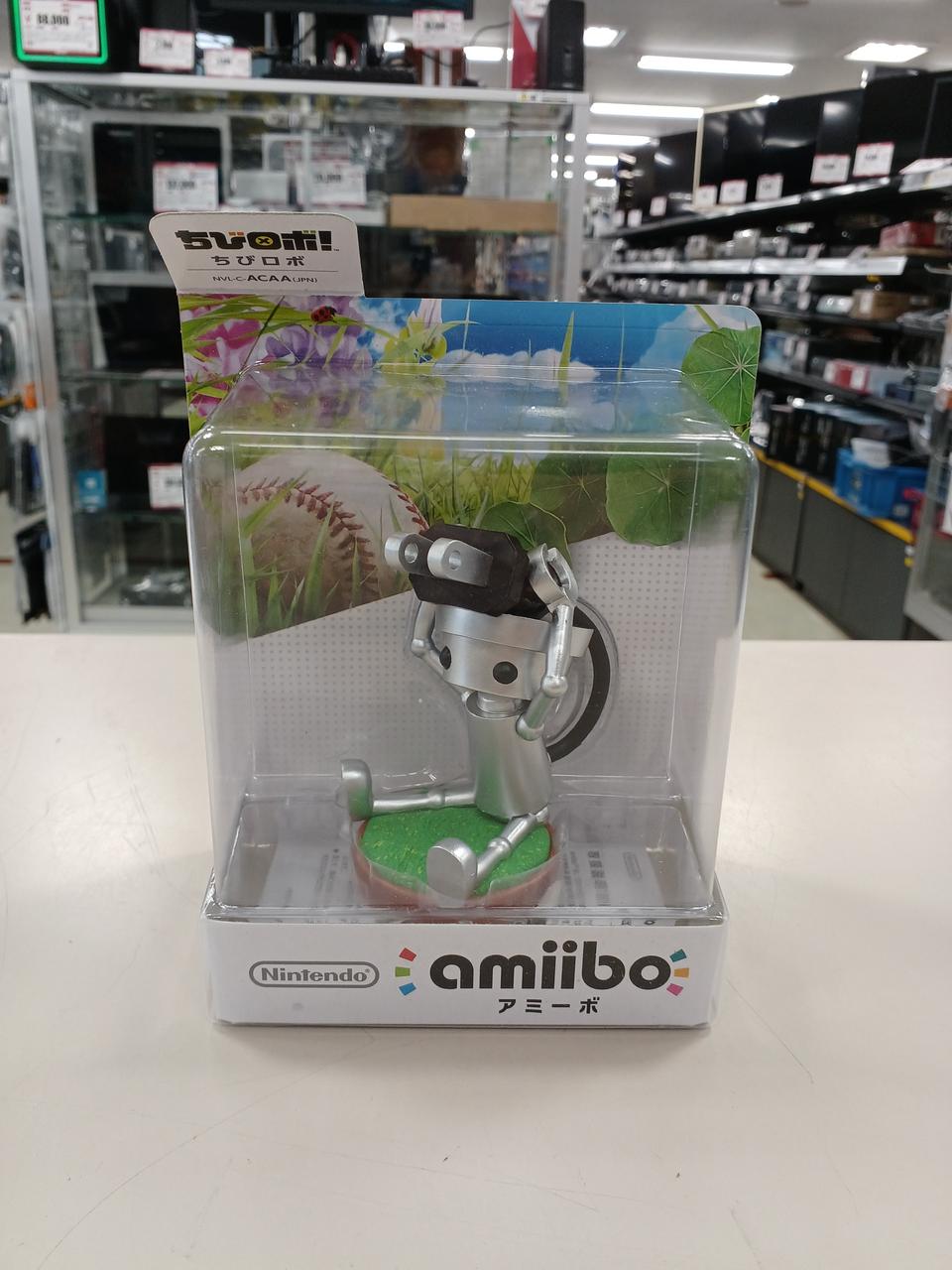 Nintendo Switch - 【最終値下げ】amibo ロボ 81ApE9fUaVL._UF350,350_QL50_.jpg