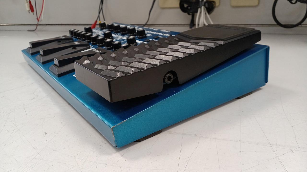 ボス(BOSS)|マルチエフェクター|【ハードオフ公式通販】オフモール