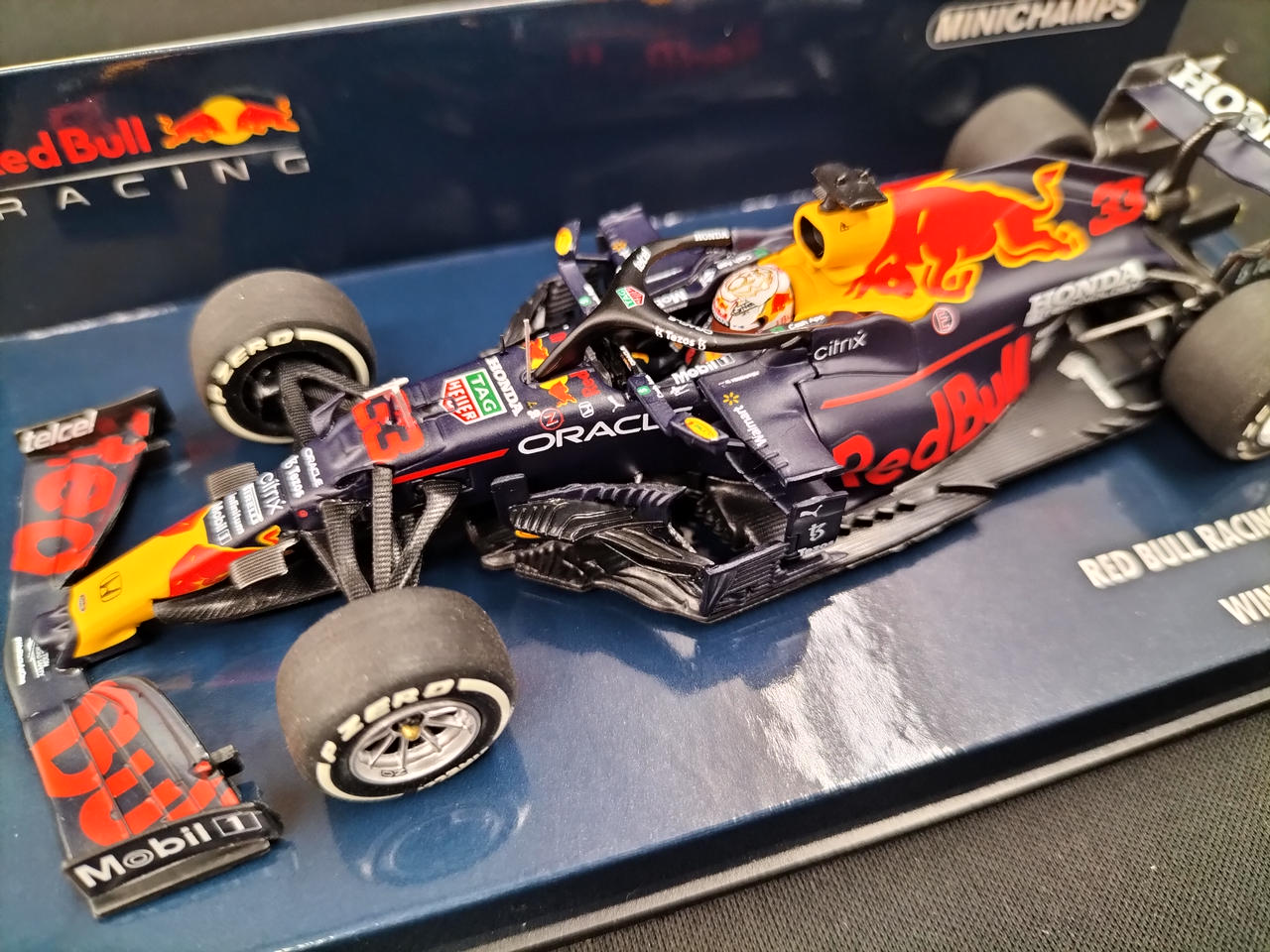 RED BULL RACING