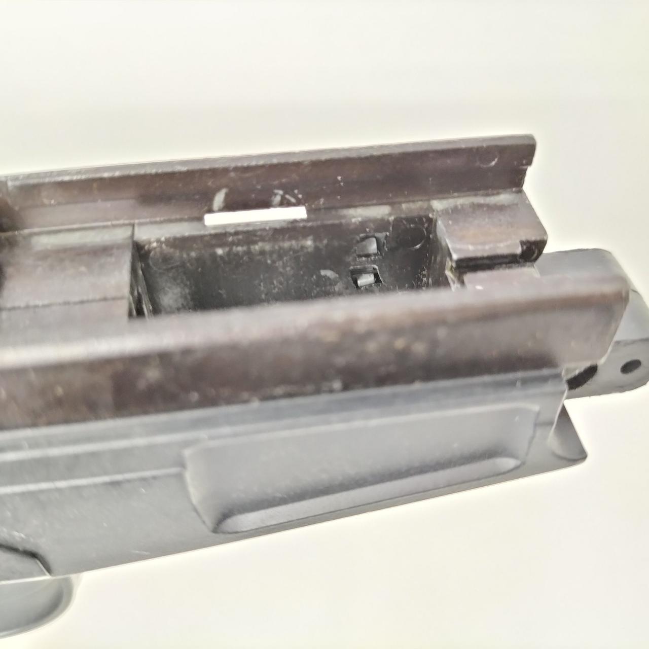 ボルトキャッチ折れてます