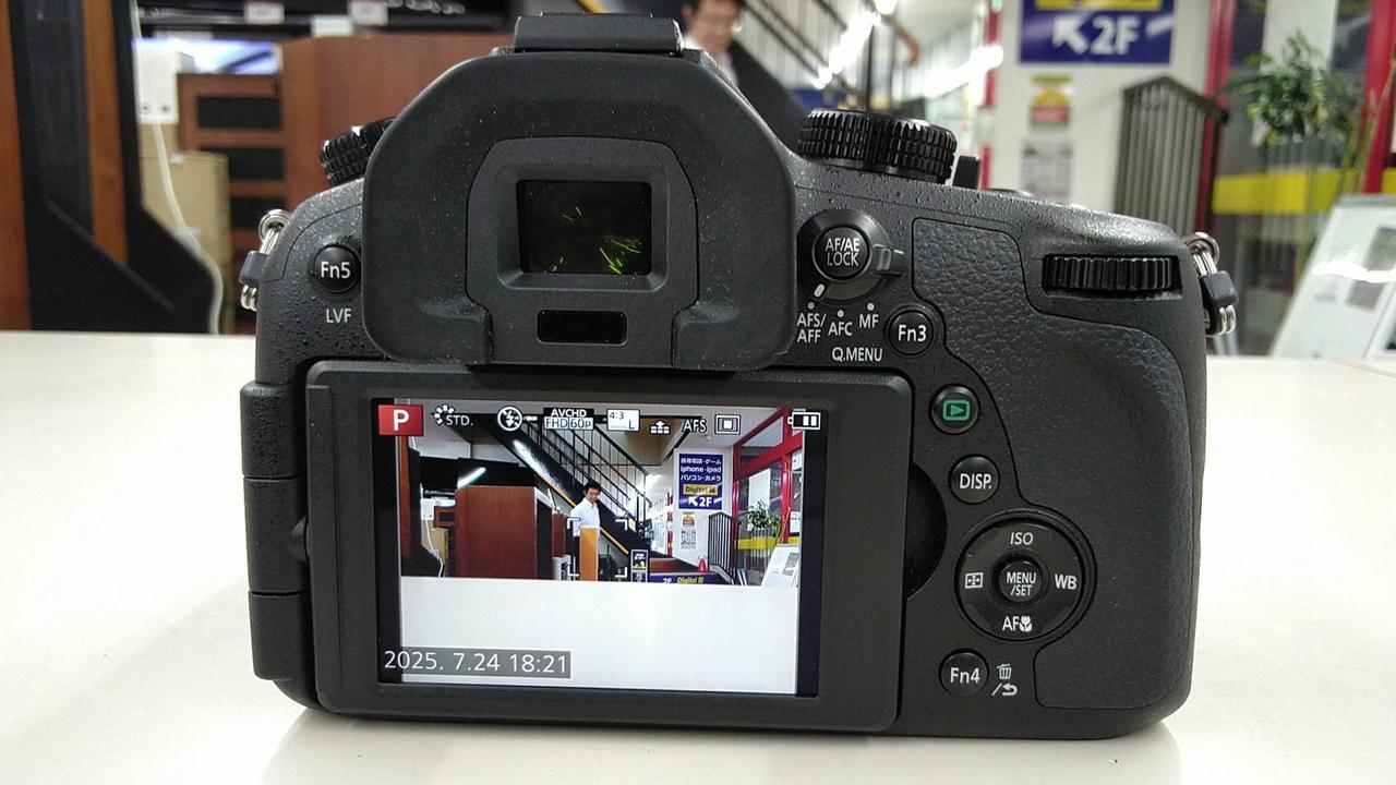 DMC-FZ1000美品 Panasonic - 【中古】(パナソニック) Panasonic DMC-FZ1000の