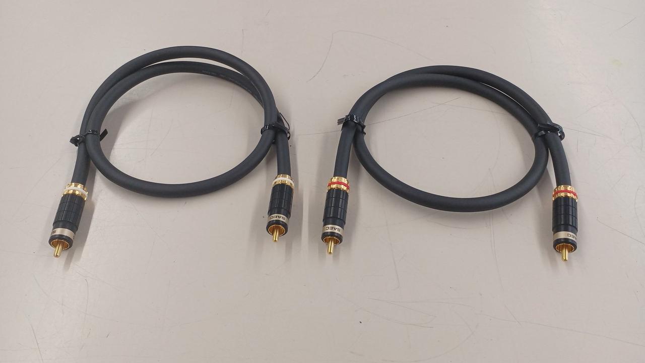 サエク　SAEC STRESS FREE RCAケーブル 　0.7mペア サエク SAEC STRESS FREE RCAケーブル 0.7mペア SAEC RCA
