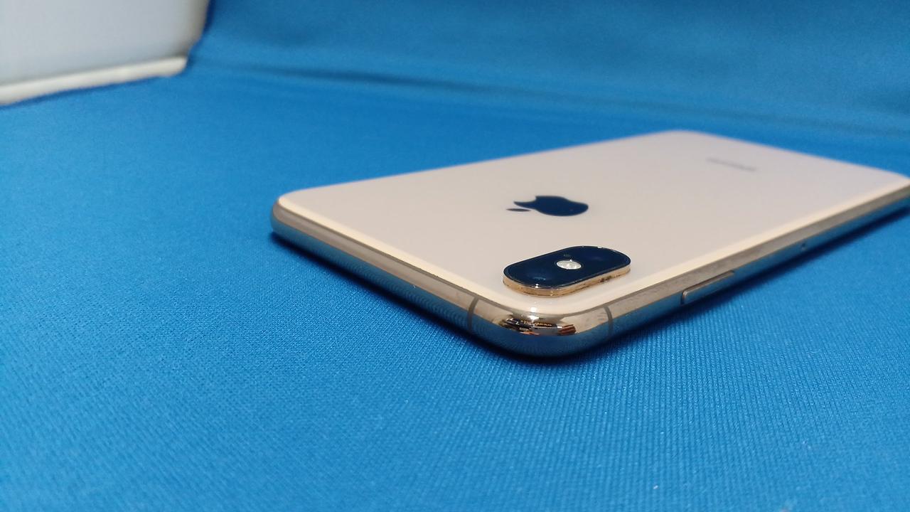 iPhone - iPhoneXs 256GB ゴールド　docomo SIMロック解除 SIMロック解除 | お客さまサポート | NTTドコモ
