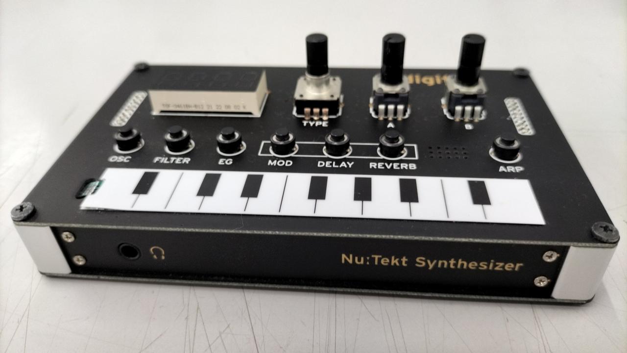 KORG KOASSILATOR ポータブルシンセサイザー シンセサイザー / キーボード | KORG (Japan)