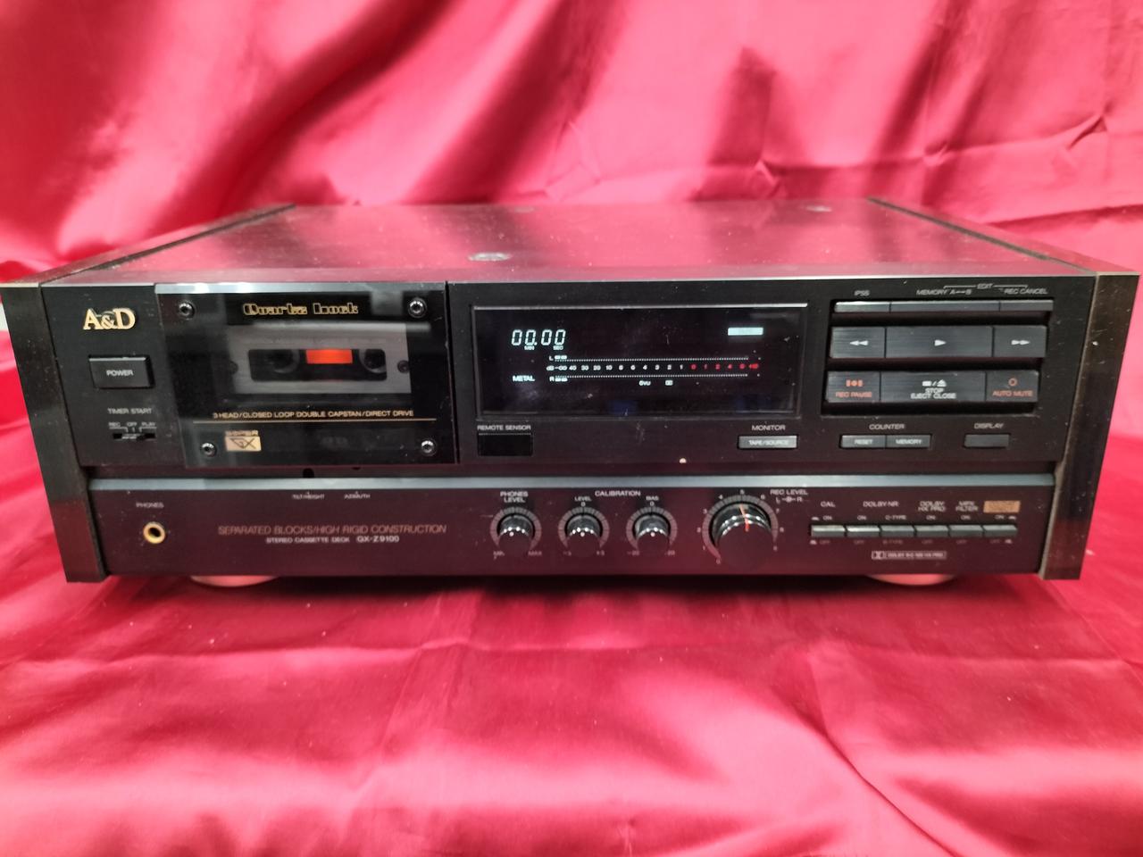 Quadraflex 712D カセットデッキ 希少 ビンテージ Quadraflex 712D カセットデッキ 【公式通販】