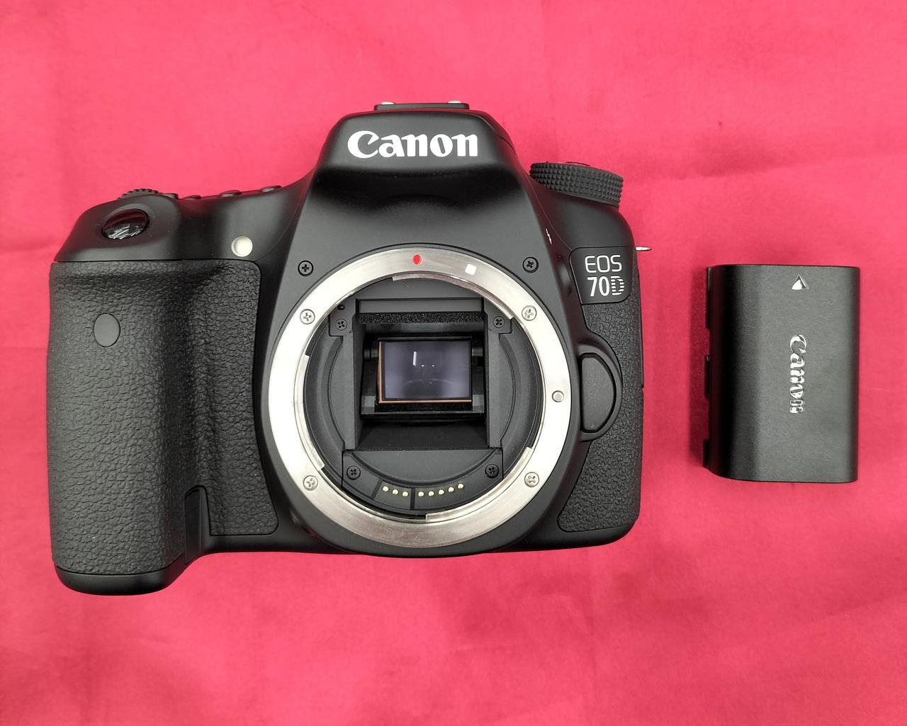 美品 Canon キヤノン EOS 70D ボディ デジタル一眼レフカメラ キヤノン canon EOS 70D レンズキット Wi-Fi搭載 デジタル一眼