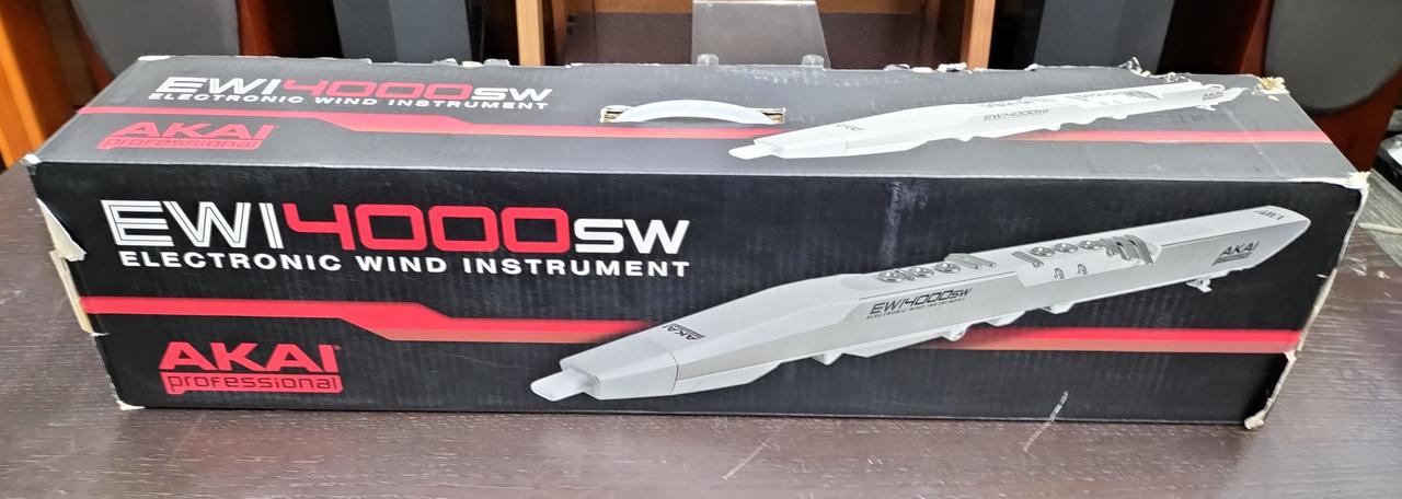 AKAI アカイプロフェッショナル イーウィ EWI4000SW ウインドシンセ Digital Performance EWI4000S With Built-In Sound Module