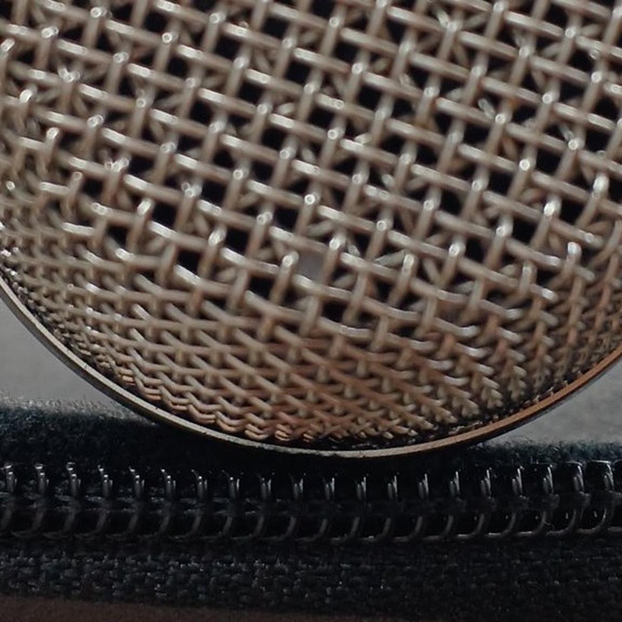 一ヶ所網目が埋まってます