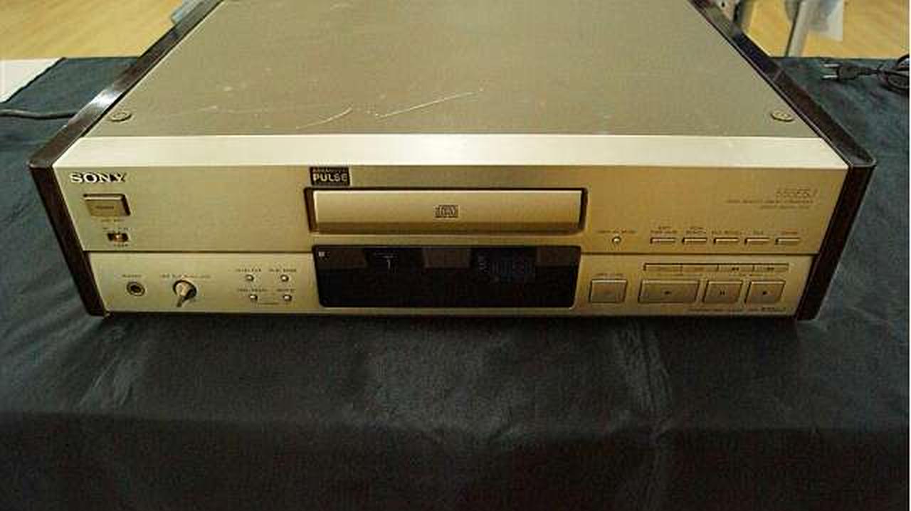 Mii プロフ一様あて//【自作改良品】SONYレトロ函 P-610FA Mii プロフ一様あて//【自作改良品】SONYレトロ函 P-610FA