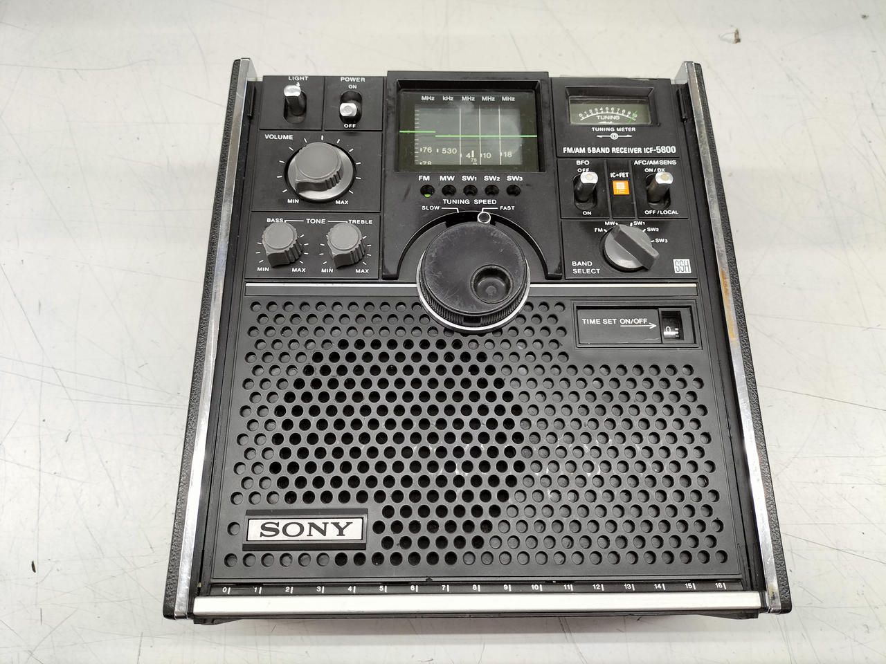 【早いもの勝ち！】ジャンク　SONY スカイセンサー5800 短波ラジオ受信機 SONY ソニー ICF-5800 スカイセンサー 5バンドマルチバンド