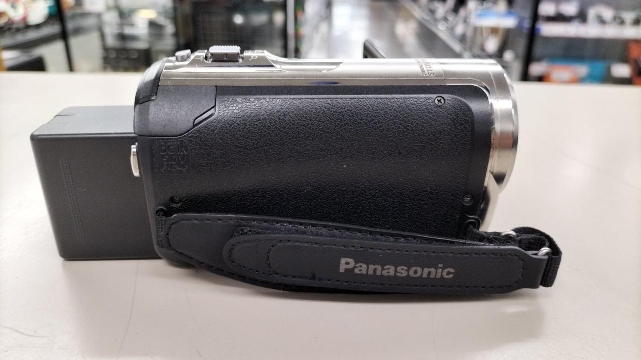 Panasonic HDC-TM70 ビデオカメラ 本体 パナソニックの1MOSモデルHDC-TM70/TM60/HS60 3機種を発売