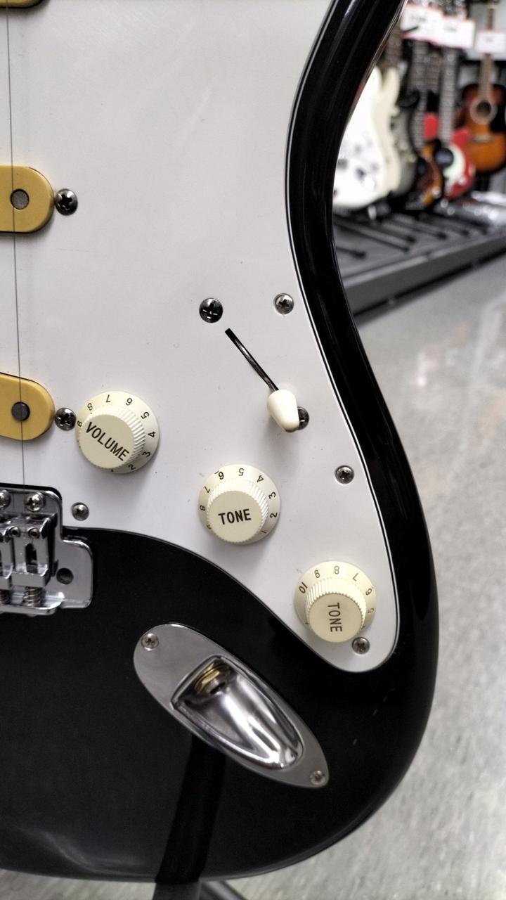 Fender Japan 2011 ストラトキャスター ほぼ未使用 Fender Japan 夢の上位機種