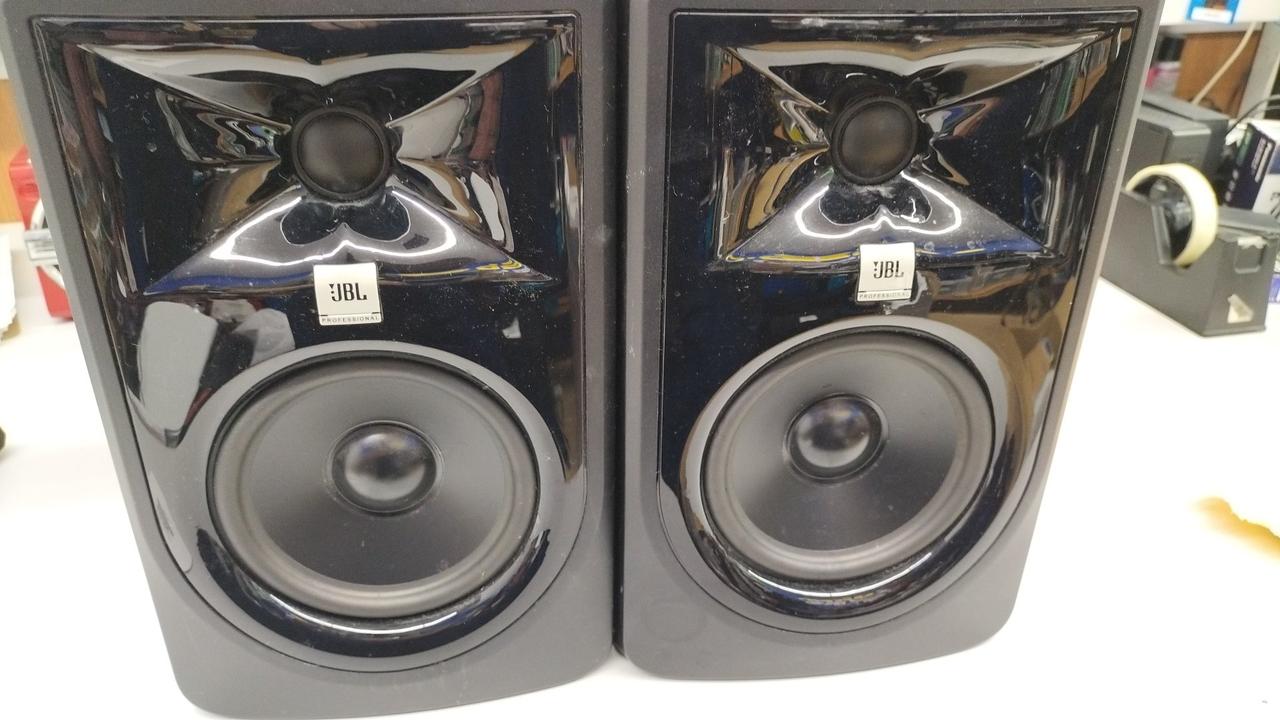 JBL ジェイビーエル/スピーカー（ペア）/305P MkII/DYA0024-043760/DYA0024-048269/ABランク/88【中古】 Amazon | JBL PROFESSIONAL 305P MkII パワードモニター