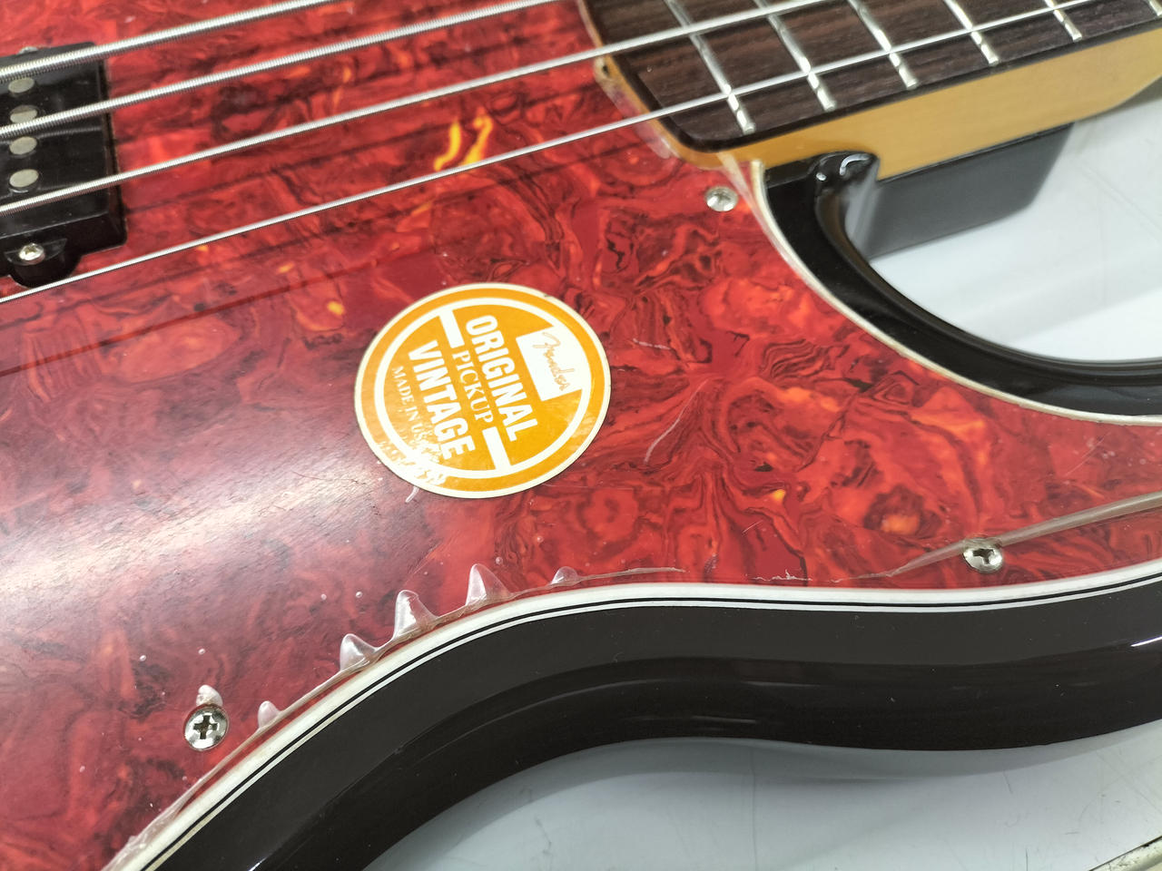 FENDER JAPAN 型番：PB62-70US 3TS エレキベース