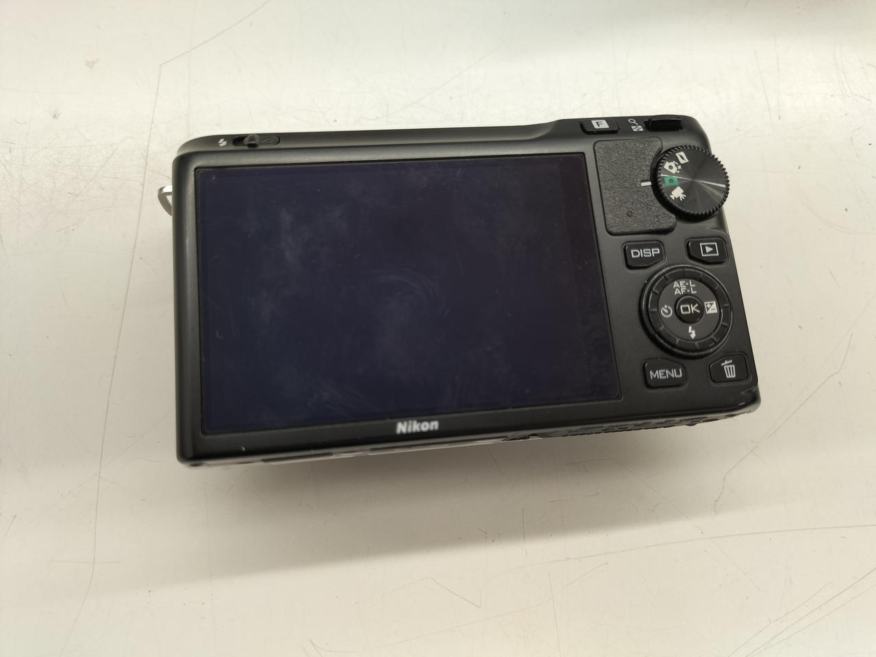 【美品】NIKON　ニコン　デジタルカメラ　1　J1　レンズ無し ニコン(NIKON)|ミラーレス一眼|HARDOFFオフモール（オフモ