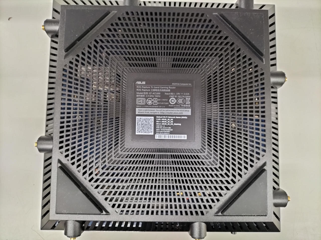 ASUS GT-AC5300 ジャンク品 ASUS GT-AC5300 ジャンク品